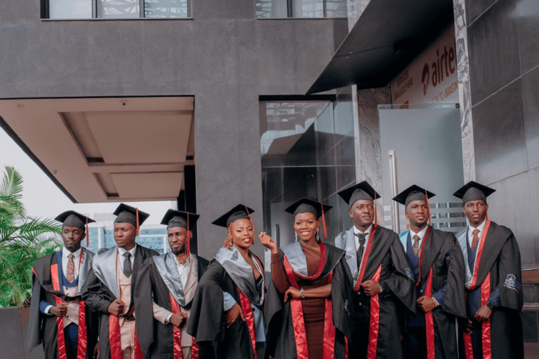 Collecting Academic Documents for Graduates